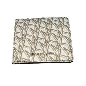 Michael Kors Leather Jetsetter Bifold Cream and Tan Logo Wallet With Zipper